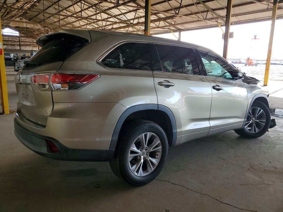 2015 Toyota Highlander VIN 5TDKKRFH5FS052699 COPART salvage auction — FRONT END, Az - Cert Of Title - Salvage, sold $700 on 2026-07-22 (photo 3)