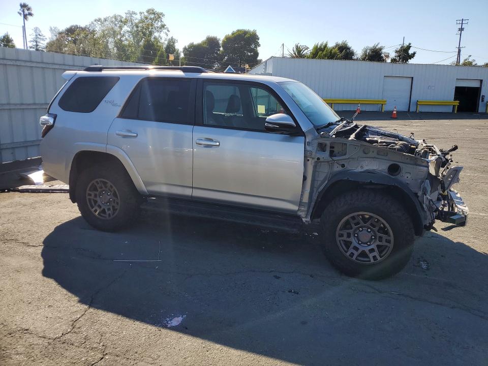 2020 Toyota VIN JTEBU5JR7L5811787 COPART salvage auction — FRONT END, Ca - Salvage Certificate, sold $15,800 on 2026-07-31 (photo 4)