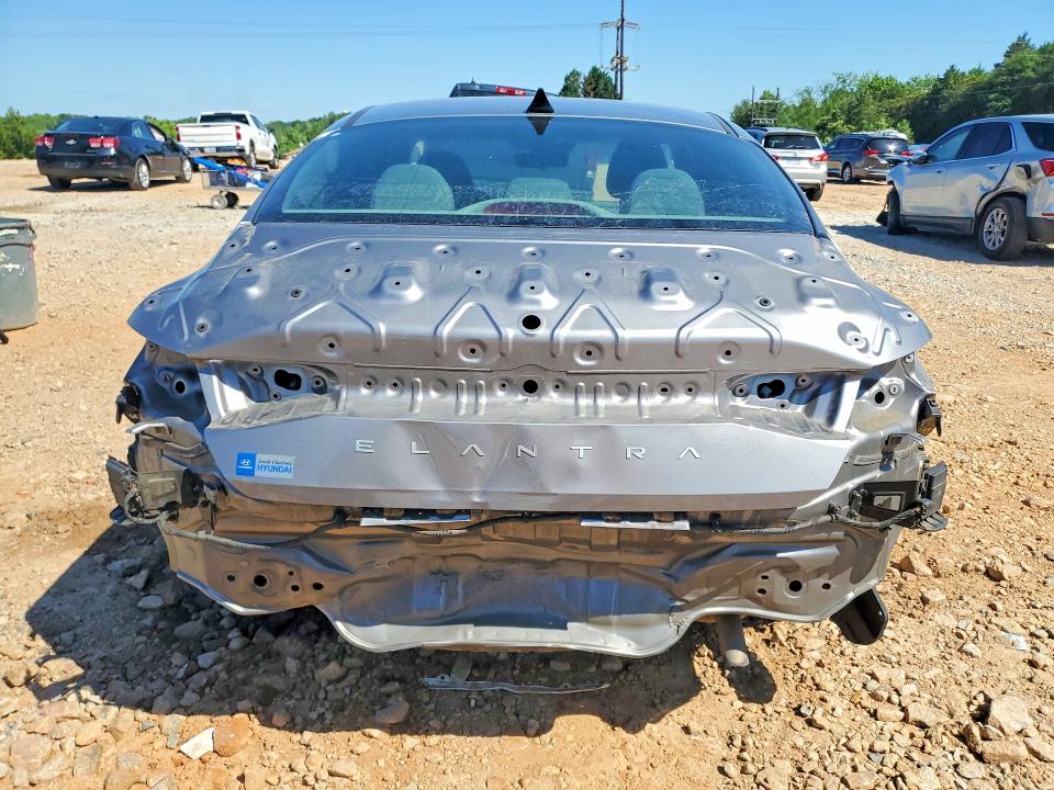 2024 Hyundai Elantra VIN KMHLS4DG7RU732858 COPART salvage auction — REAR END, Nc - Salvage Certificate Of Title, sold $3,200 on 2026-07-27 (photo 6)