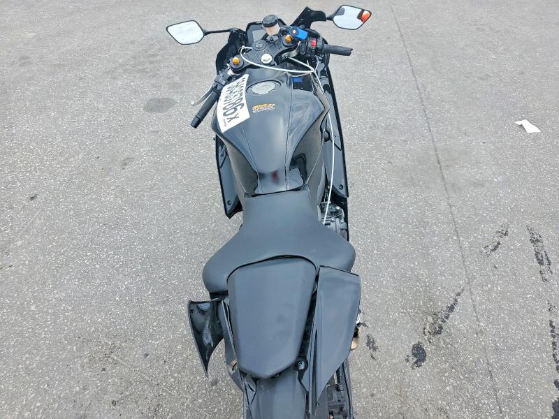 2025 Yamaha Yzf VIN JYARM38E2SA019106 COPART salvage auction — FRONT END, Nc - Salvage Certificate Of Title, sold $4,000 on 2026-07-23 (photo 6)
