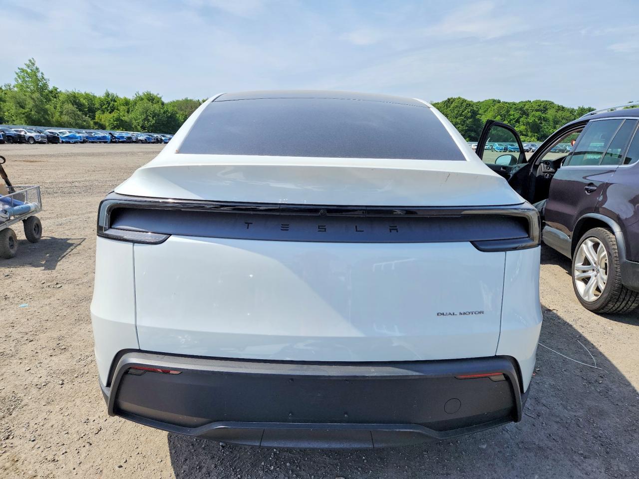 2026 Tesla Model Y VIN 7SAYGDEE9TF397579 COPART salvage auction — Front End, St - Salvage Title, sold $25,500 on 2026-07-08 (photo 6)