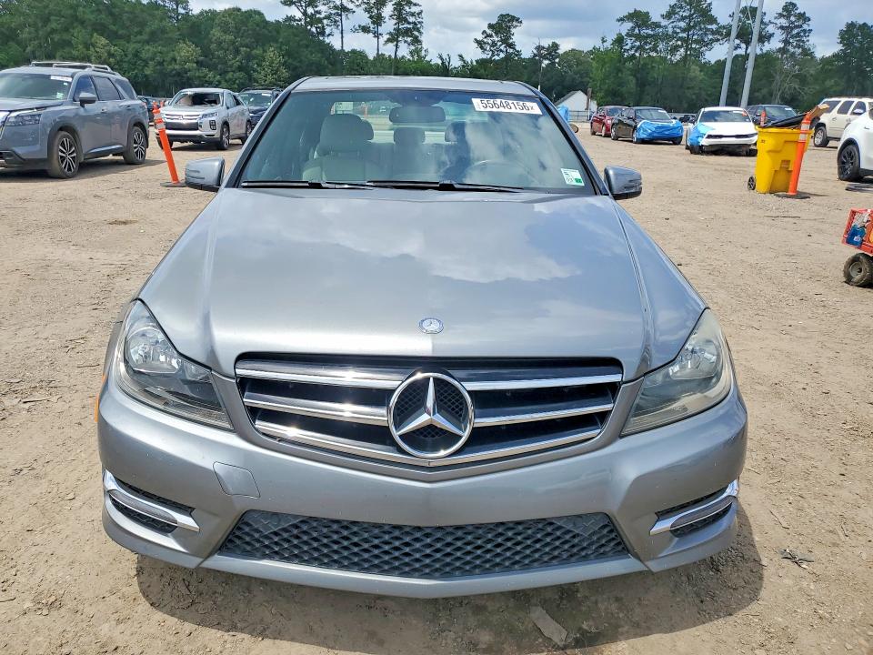 2014 Mercedes-benz VIN WDDGF4HB9EA946230 COPART salvage auction — WATER/FLOOD, La - Cert Of Title-Salvage Flood, sold $275 on 2026-07-14 (photo 5)