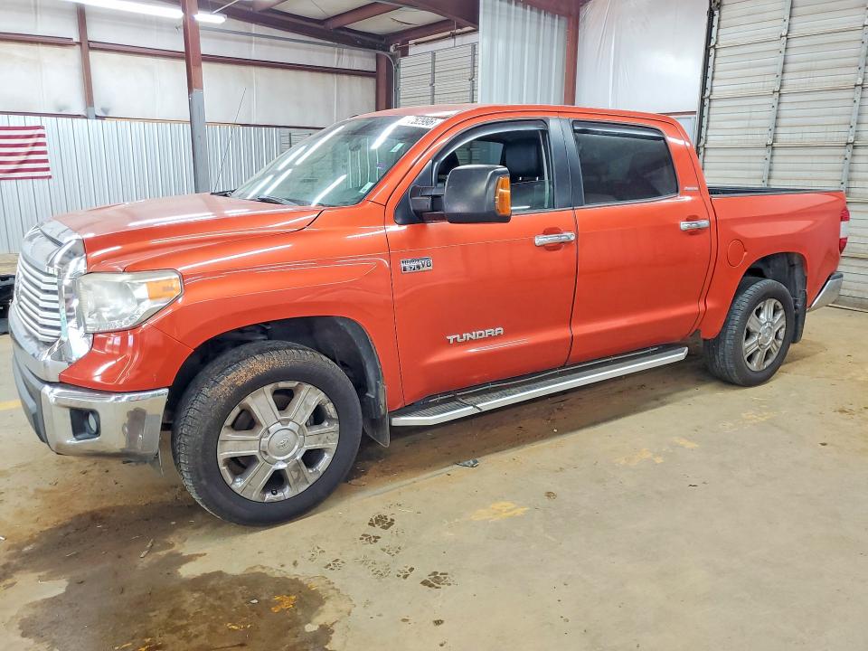 2017 Toyota Tundra VIN 5TFFY5F18HX226614 COPART salvage auction — SIDE, Salvage Title, sold $225 on 2026-07-29 (photo 1)
