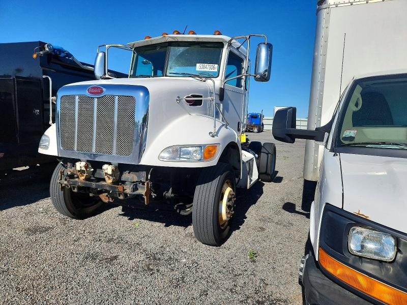 2020 Peterbilt 348 VIN 1XP3AJ8X8LD685412 COPART salvage auction — MECHANICAL, IN - CERTIFICATE OF TITLE, sold $5,100 on 2026-07-08 (photo 2)