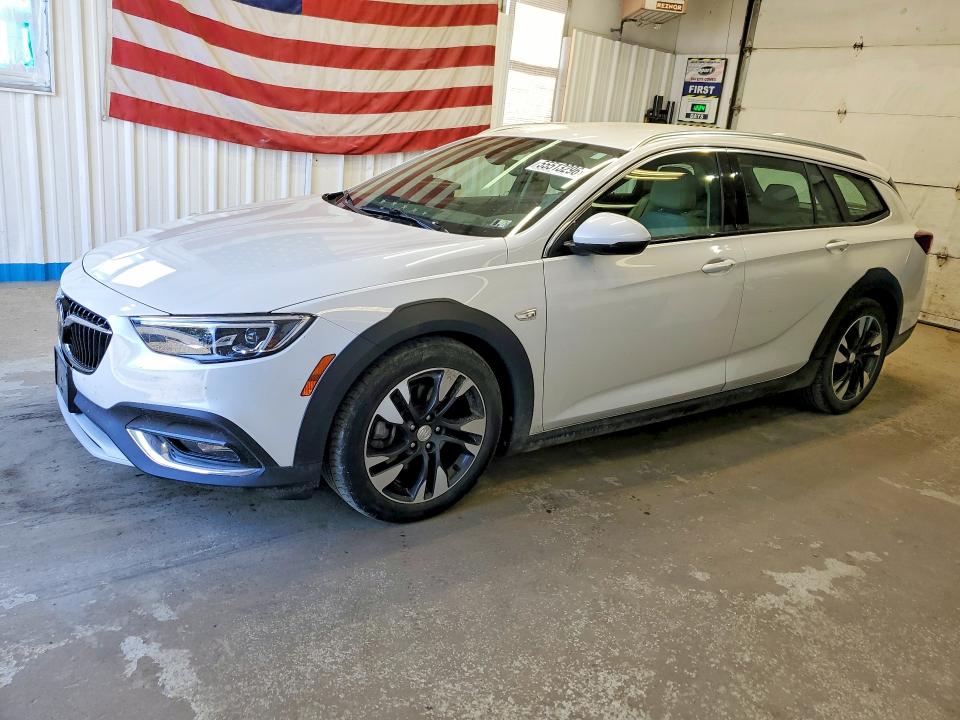 2019 Buick Regal tourx VIN W04GV8SXXK1023754 COPART salvage auction — SIDE, ME - CERT OF TITLE-SALVAGE COLLISIO, sold $7,100 on 2026-07-09 (photo 1)