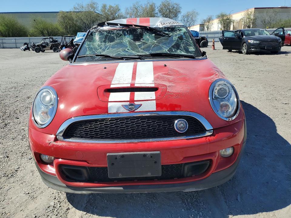 2012 Mini Cooper VIN WMWSX3C5XCT154678 COPART salvage auction — ROLLOVER, Nv - Salvage Title, sold $550 on 2026-07-21 (photo 5)