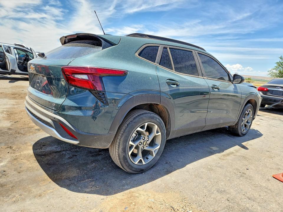 2025 Chevrolet Trax VIN KL77LHEP7SC341193 COPART salvage auction — FRONT END, Nm - Cert Of Title-Salvage, sold $200 on 2026-07-30 (photo 3)