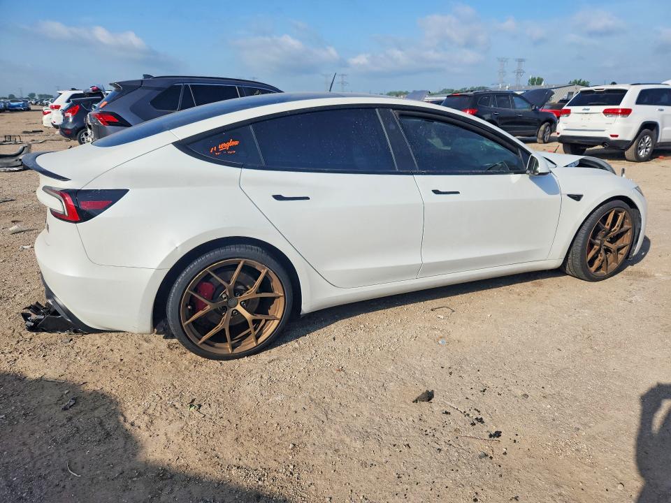 2025 Tesla Model 3 VIN 5YJ3E1ET8SF036465 COPART salvage auction — FRONT END, Il - Salvage Certificate, sold $19,300 on 2026-08-25 (photo 3)