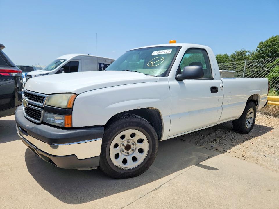 2007 Chevrolet Silverado 1500 VIN 1GCEC14V67Z110629 COPART salvage auction — NORMAL WEAR, TX - CERTIFICATE OF TITLE, sold $4,850 on 2026-07-09 (photo 1)