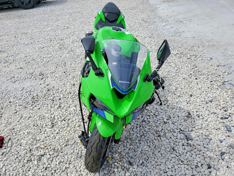 2026 Kawasaki Zx VIN JKBZXJK13TA015725 COPART salvage auction — FRONT END, Fl - Certificate Of Destruction, sold $3,650 on 2026-07-02 (photo 2)