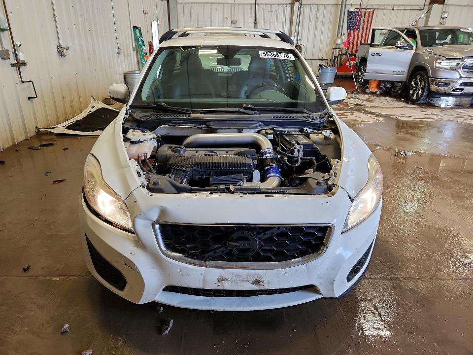 2011 Volvo C30 VIN YV1672MK9B2239187 COPART salvage auction — FRONT END, Mn - Cert Of Title-Prior Salvage, sold $300 on 2026-07-20 (photo 5)