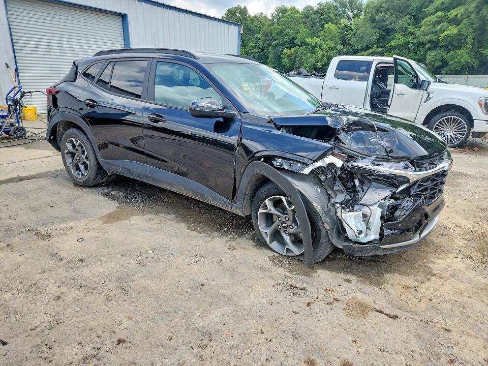2024 Chevrolet Trax VIN KL77LHE23RC001912 COPART salvage auction — FRONT END, La - Cert Of Title-Salvage, sold $3,250 on 2026-07-02 (photo 4)