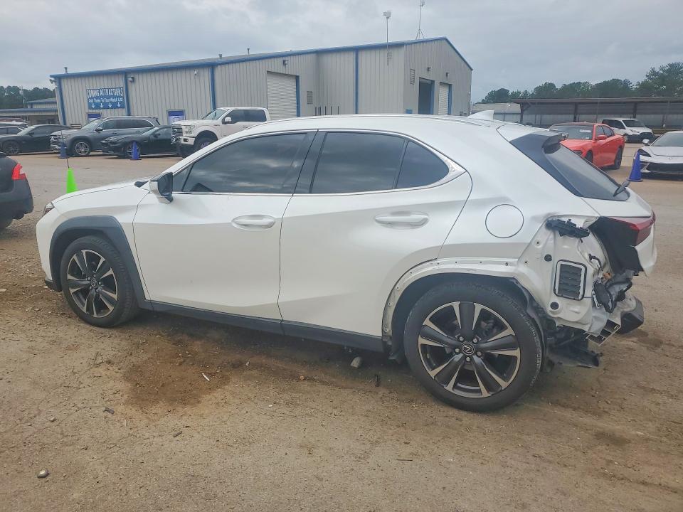 2021 Lexus Ux 200 VIN JTHX3JBH3M2033856 COPART salvage auction — REAR END, FL - CERT OF TITLE SLVG REBUILDABLE, sold $11,700 on 2026-07-10 (photo 2)