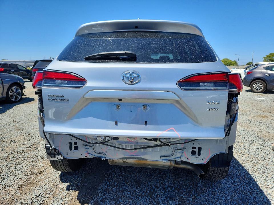 2023 Toyota Corolla cross VIN 7MUDAABG3PV046613 COPART salvage auction — MINOR DENT/SCRATCHES, Ca - Salvage Certificate, sold $8,000 on 2026-07-02 (photo 6)