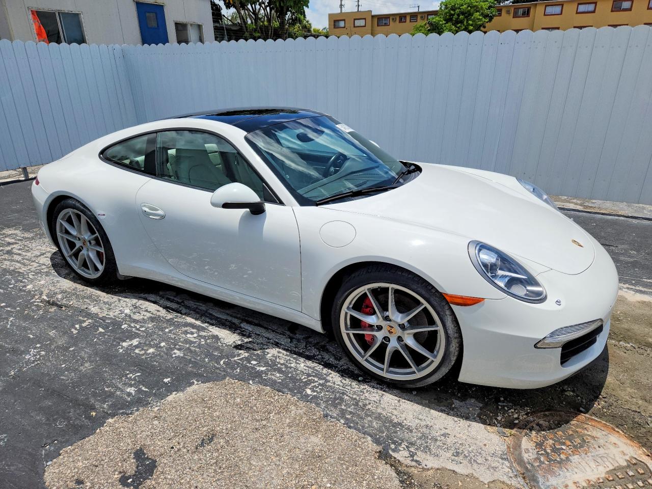 2013 Porsche 911 VIN WP0AB2A98DS123143 COPART salvage auction — Water/Flood, TN - NON-REPAIRABLE CERTIFICATE, sold $19,300 on 2024-11-20 (photo 4)