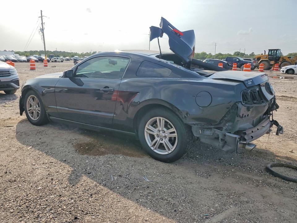 2014 Ford Mustang VIN 1ZVBP8AM0E5300911 COPART salvage auction — REAR END, Tx - Salvage Vehicle Title, sold $875 on 2026-07-09 (photo 2)