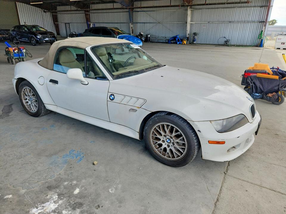 2001 BMW VIN WBACN33461LM02911 COPART salvage auction — FRONT END, CA - SALVAGE CERTIFICATE, sold $1,500 on 2026-07-13 (photo 4)