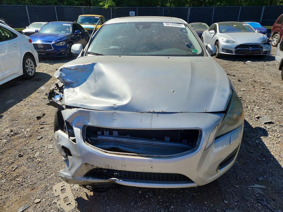 2012 Volvo S60 VIN YV1622FSXC2049573 COPART salvage auction — FRONT END, MD - CERT OF SALVAGE > 75% DAMAGE (P), sold $350 on 2026-07-02 (photo 5)