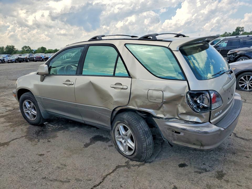 2001 Lexus Rx 300 VIN JTJHF10U410219097 COPART salvage auction — REAR END, PA - CERT OF SALV-R=RECONSTRUCTED, sold $400 on 2026-07-28 (photo 2)