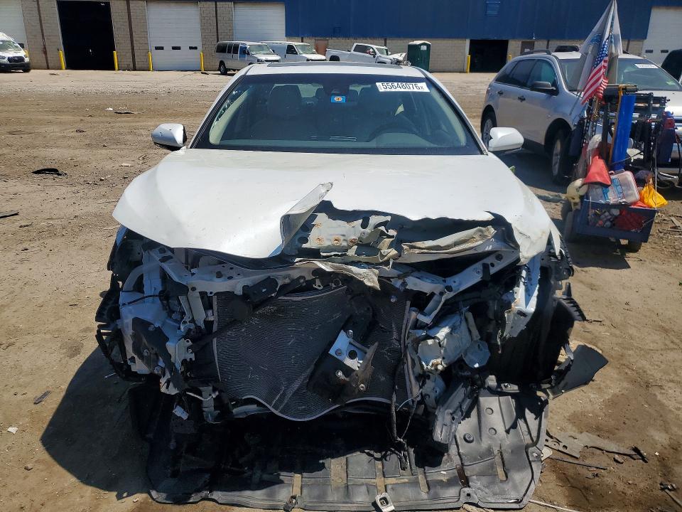2022 Toyota Avalon VIN 4T1AA1AB4NU014048 COPART salvage auction — FRONT END, Oh - Dealer Only Clean Title, sold $7,600 on 2026-07-14 (photo 5)