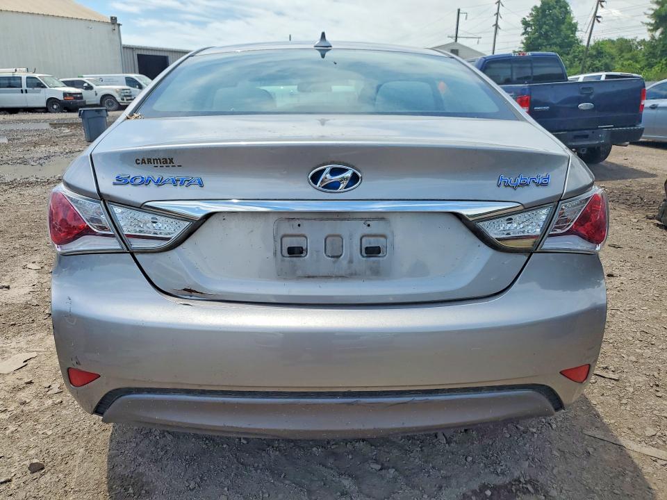 2012 Hyundai VIN KMHEC4A46CA039076 COPART salvage auction — MINOR DENT/SCRATCHES, PA - CERT OF TITLE, sold $125 on 2026-07-22 (photo 6)