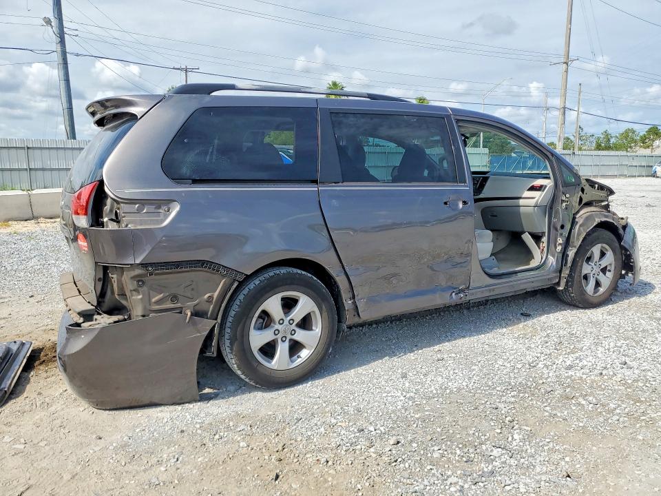2014 Toyota Sienna VIN 5TDKK3DC7ES485511 COPART salvage auction — SIDE, FL - CERT OF TITLE SLVG REBUILDABLE, sold $1,450 on 2026-07-10 (photo 3)