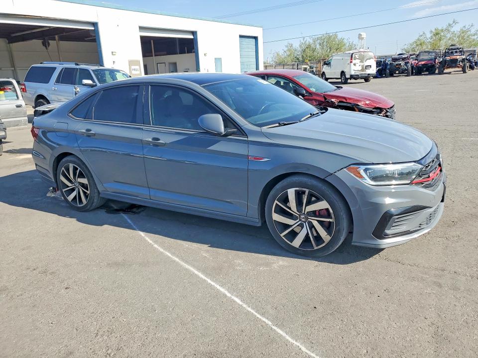 2019 Volkswagen Jetta VIN 3VW5T7BUXKM144819 COPART salvage auction — REAR END, Salvage Title, sold $4,200 on 2026-08-21 (photo 4)