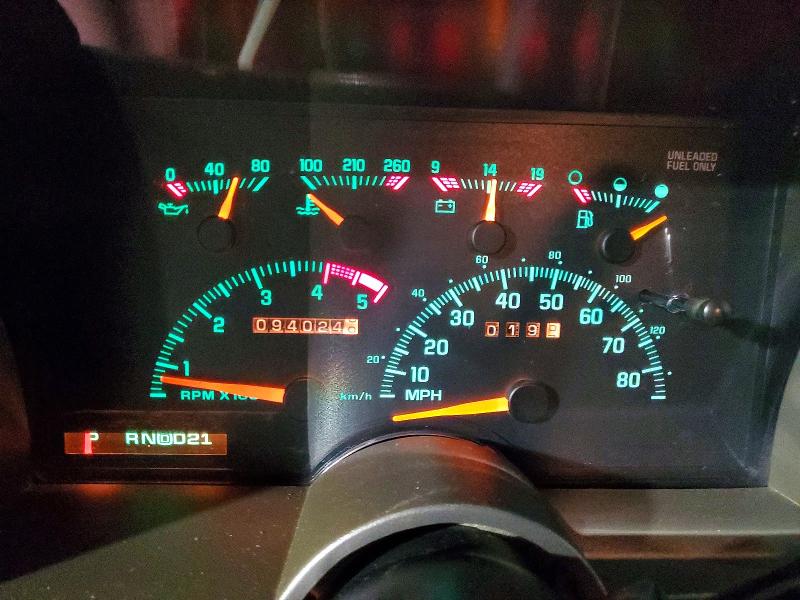1994 Chevrolet Gmt-400 VIN 2GCEK19K6R1263492 COPART salvage auction — FRONT END, Ia - Cert Of Title-Salvage Title, sold $5,600 on 2026-07-08 (photo 9)