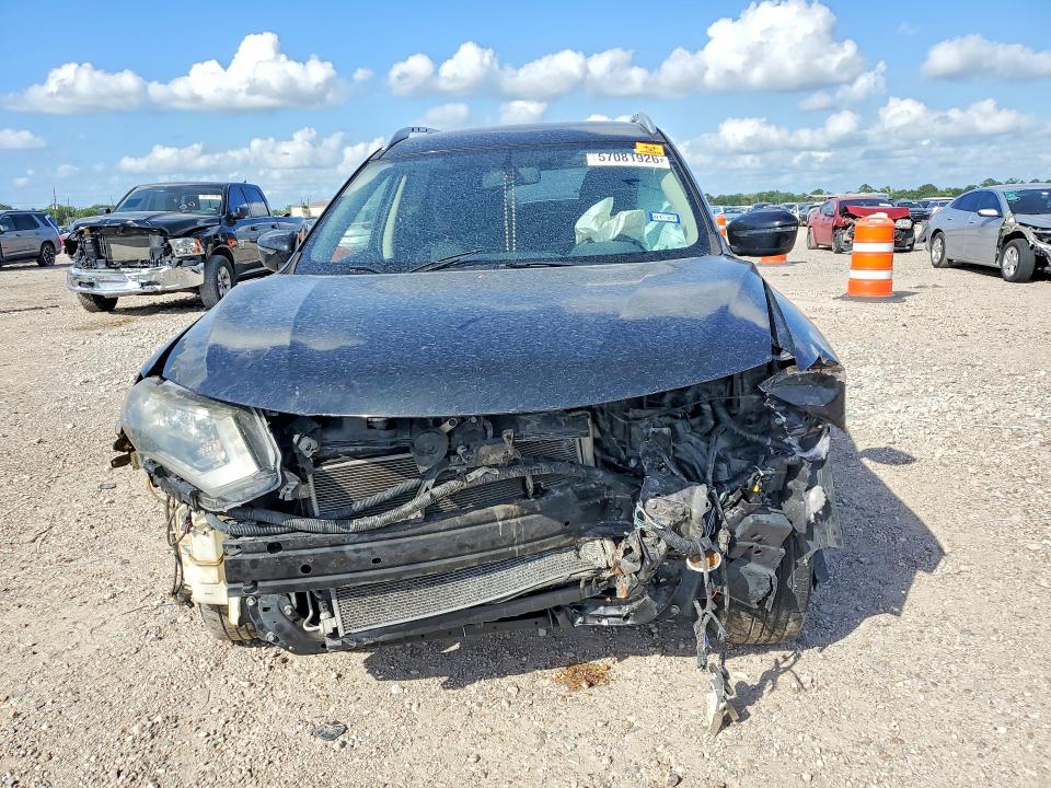 2017 Nissan VIN KNMAT2MT9HP601079 COPART salvage auction — FRONT END, Tx - Salvage Vehicle Title, sold $1,000 on 2026-07-09 (photo 5)