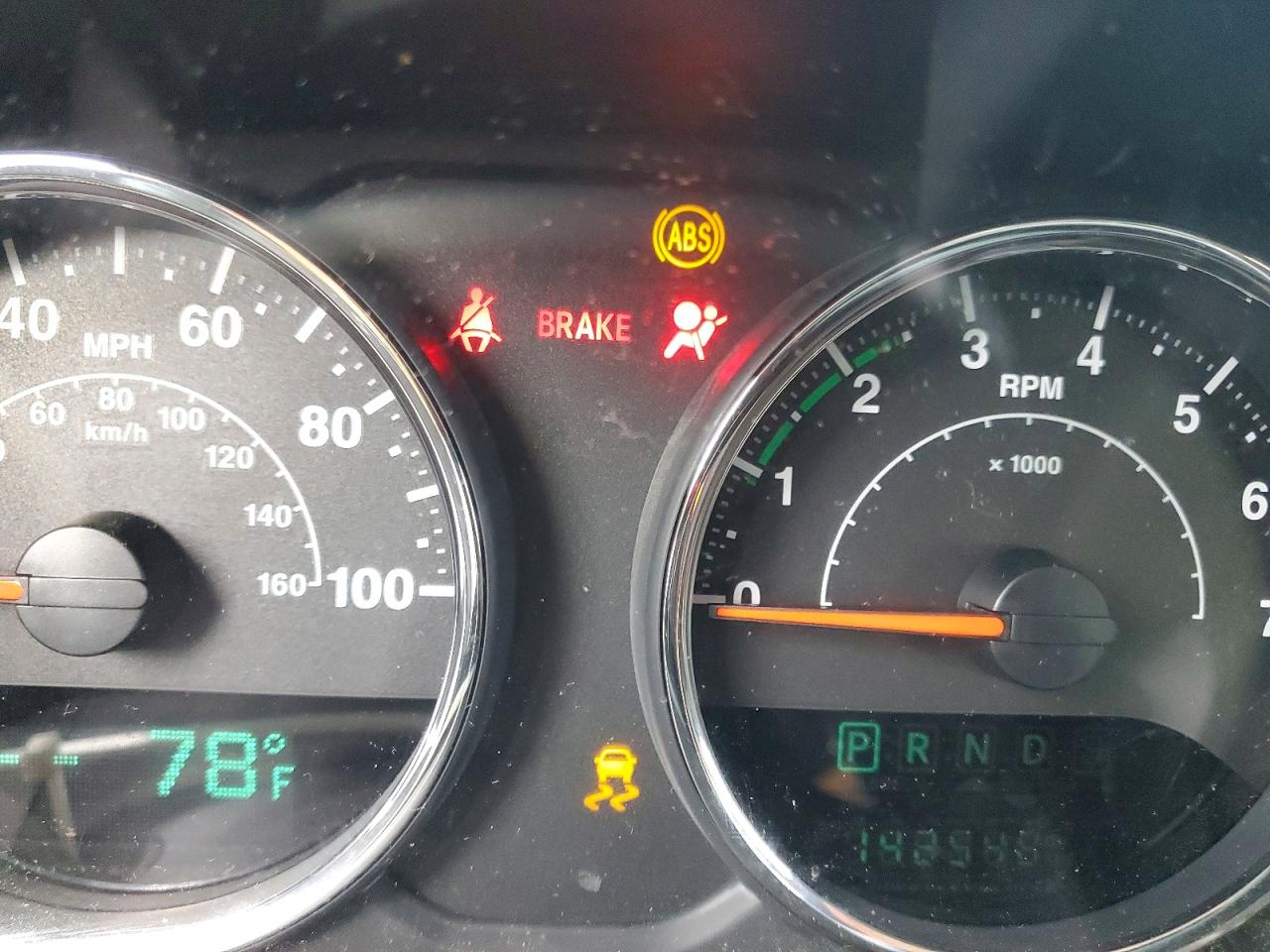 2015 Jeep Wrangler Unlimited VIN 1C4BJWDG3FL677289 COPART salvage auction — Front End, TN - SALVAGE CERTIFICATE, sold $5,000 on 2026-07-09 (photo 9)