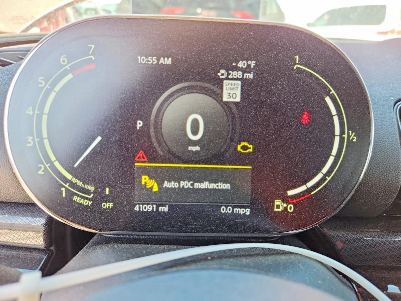 2021 Mini VIN WMWLV7C06M2N80557 COPART salvage auction — FRONT END, TX - SALVAGE VEHICLE TITLE, sold $4,350 on 2026-07-28 (photo 9)