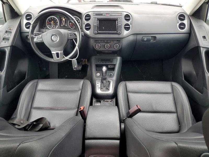 2017 Volkswagen Tiguan VIN WVGBV7AX5HK027138 COPART salvage auction — SIDE, Tx - Salvage Vehicle Title, sold $1,950 on 2026-08-07 (photo 8)