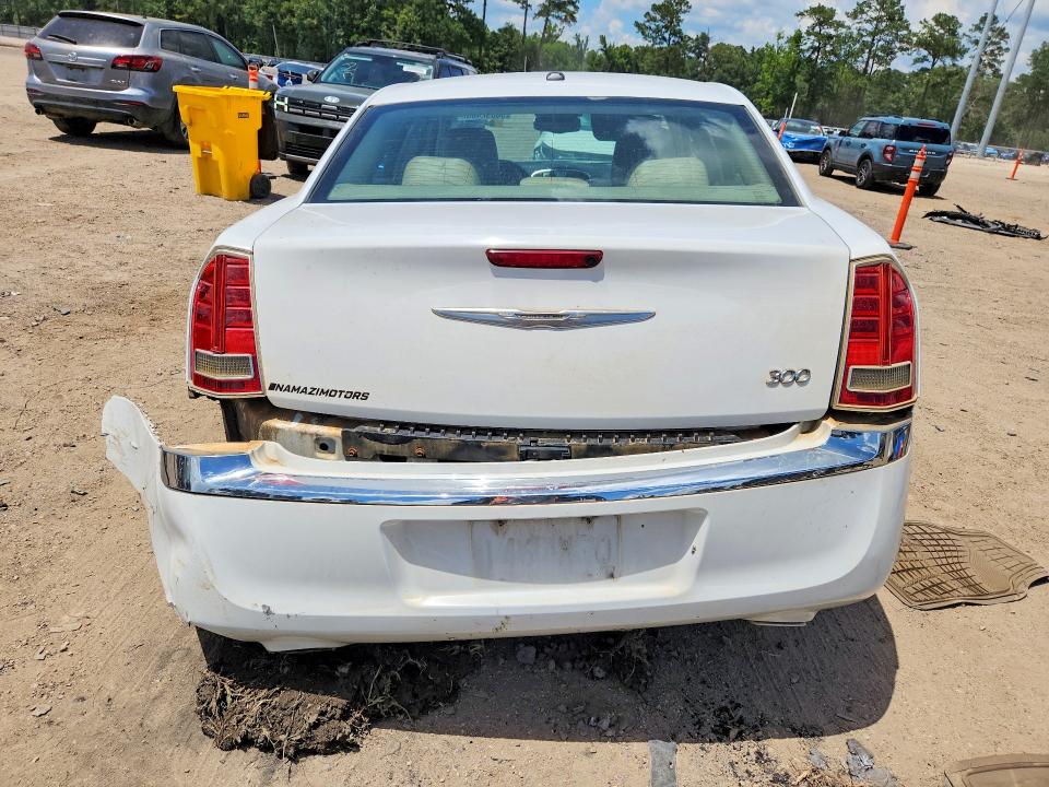 2014 Chrysler 300 VIN 2C3CCAAG0EH354646 COPART salvage auction — ALL OVER, LA - CERT OF TITLE-SALVAGE (P), sold $525 on 2026-07-17 (photo 6)