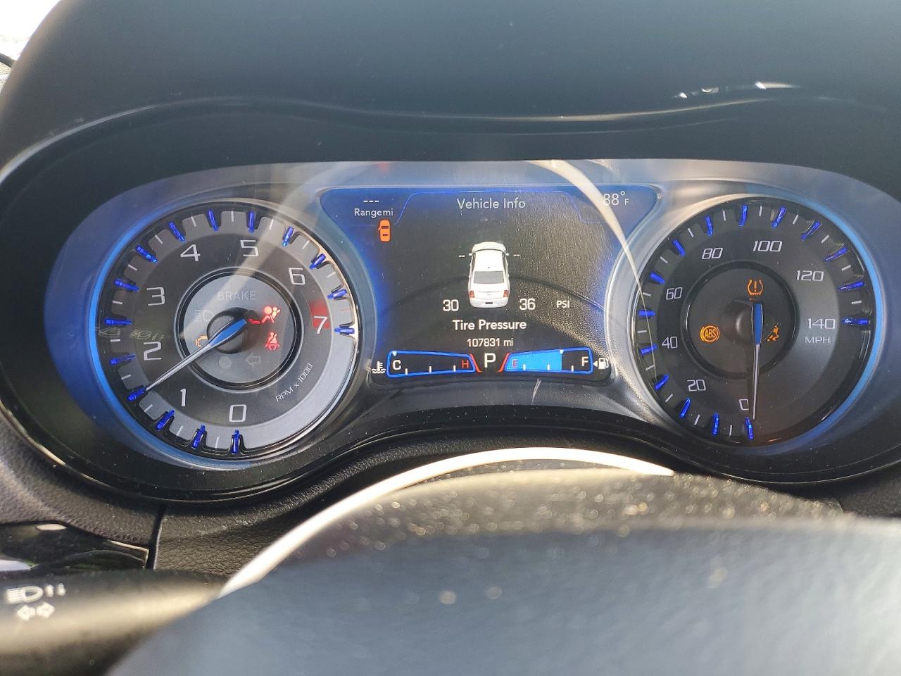2019 Chrysler 300 VIN 2C3CCABG5KH654015 COPART salvage auction — Front End, FL - CERTIFICATE OF DESTRUCTION, sold $2,550 on 2026-09-11 (photo 9)