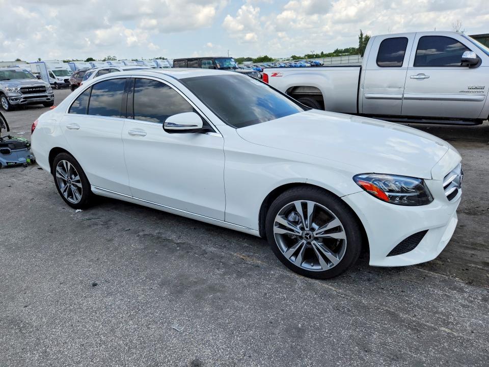 2021 Mercedes-benz VIN W1KWF8DB6MR612438 COPART salvage auction — MINOR DENT/SCRATCHES, Fl - Certificate Of Title, sold $11,700 on 2026-07-21 (photo 4)