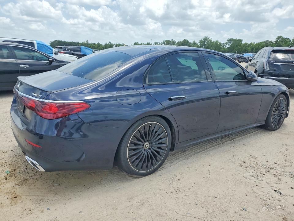 2024 Mercedes-benz E-klasse VIN W1KLF4HB0RA020397 COPART salvage auction — WATER/FLOOD, Tx - Salvage Title-Flood Damage, sold $30,750 on 2026-07-14 (photo 3)