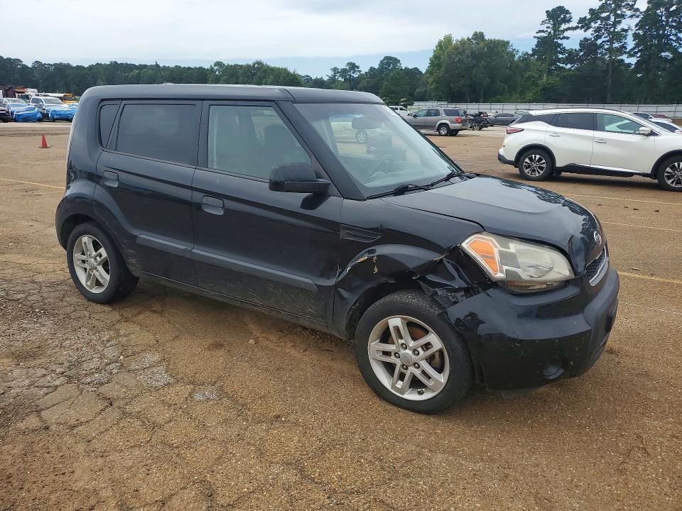 2010 Kia Soul VIN KNDJT2A29A7179946 COPART salvage auction — FRONT END, Tx - Salvage Vehicle Title, sold $100 on 2026-07-06 (photo 4)