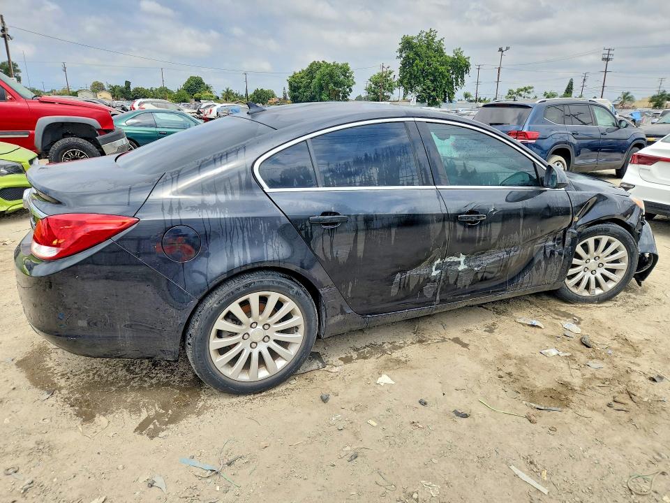 2011 Buick Regal VIN W04GU5GC6B1038145 COPART salvage auction — FRONT END, CA - DIS/DLR/EXP ONLY CLEAN TITLE (P), sold $325 on 2026-07-27 (photo 3)