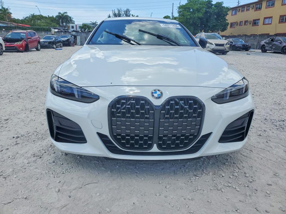 2025 BMW 4er VIN WBA43DA01SCU13803 COPART salvage auction — SIDE, Fl - Cert Of Title Slvg Rebuildable, sold $21,200 on 2026-08-11 (photo 5)