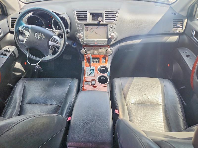 2012 Toyota VIN JTEDC3EH8C2008019 COPART salvage auction — MINOR DENT/SCRATCHES, Salvage Title, sold $5,200 on 2026-07-21 (photo 8)