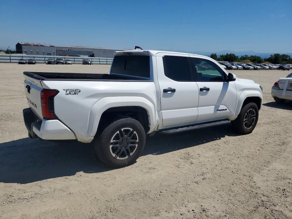 2024 Toyota Tacoma VIN 3TMLB5JN1RM015096 COPART salvage auction — REAR END, Ca - Salvage Certificate, sold $26,000 on 2026-07-31 (photo 3)