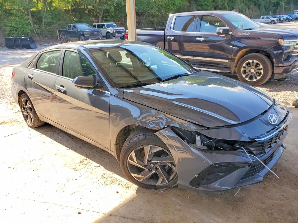 2025 Hyundai Elantra VIN KMHLP4DG8SU080002 COPART salvage auction — FRONT END, Al - Cert Of Title-Salvage Title, sold $3,150 on 2026-07-28 (photo 4)