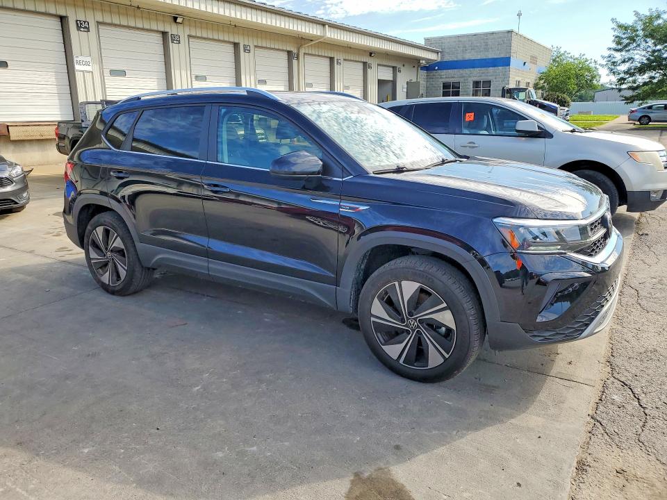 2024 Volkswagen Taos VIN 3VVVX7B27RM053234 COPART salvage auction — WATER/FLOOD, Ky - Cert Of Title-Salvage Water, sold $12,400 on 2026-08-20 (photo 4)