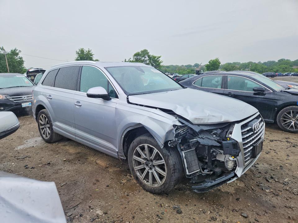 2019 Audi Q7 VIN WA1LAAF77KD035046 COPART salvage auction — FRONT END, Va - Certificate Of Title, sold $4,000 on 2026-07-09 (photo 4)