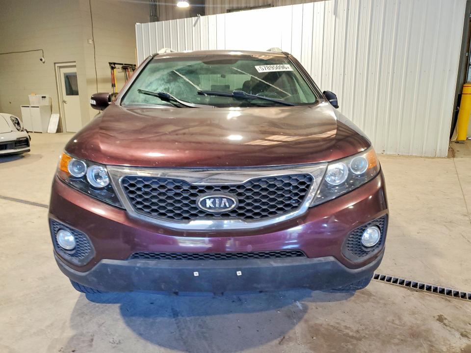 2011 Kia Sorento VIN 5XYKT4A13BG117969 COPART salvage auction — MECHANICAL, MT - CERTIFICATE OF TITLE, sold $625 on 2026-07-29 (photo 5)