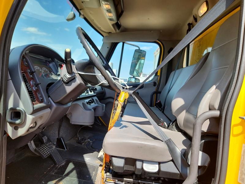 2024 Freightliner M2 106 VIN 3ALACWFC8RDUN4036 COPART salvage auction — BURN, AZ - CERT OF TITLE - SALVAGE, sold $10,900 on 2026-07-09 (photo 7)