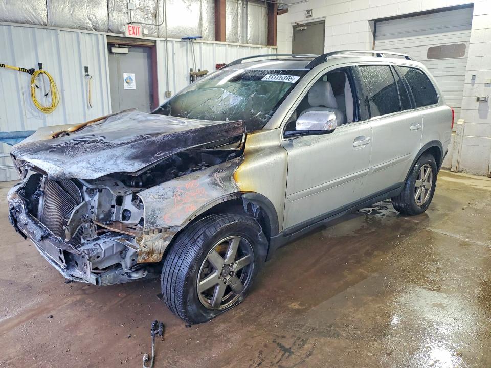 2007 Volvo Xc90 VIN YV4CZ982071369276 COPART salvage auction — Burn Engine, Il - Salvage Certificate, sold $225 on 2026-08-05 (photo 1)