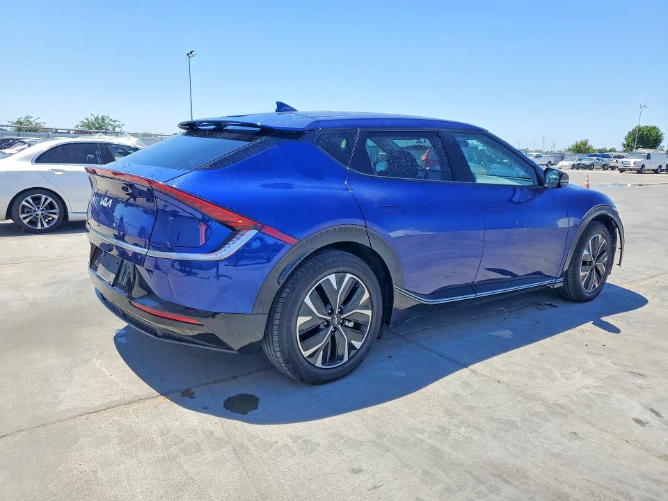 2023 Kia Ev6 VIN KNDC34LA7P5150037 COPART salvage auction — FRONT END, Ca - Certificate Of Title, sold $8,300 on 2026-07-06 (photo 3)