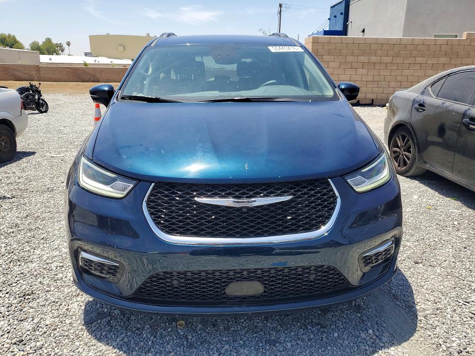 2022 Chrysler Pacifica VIN 2C4RC1BG9NR108810 COPART salvage auction — REAR END, Ca - Salvage Certificate, sold $7,000 on 2026-07-22 (photo 5)