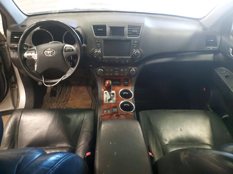 2011 Toyota Highlander hybrid VIN JTEDC3EH3B2001042 COPART salvage auction — VANDALISM, Va - Certificate Of Title, sold $4,250 on 2026-07-27 (photo 8)